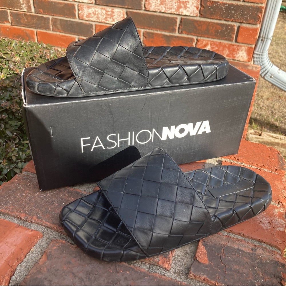 Fashion Nova Slides